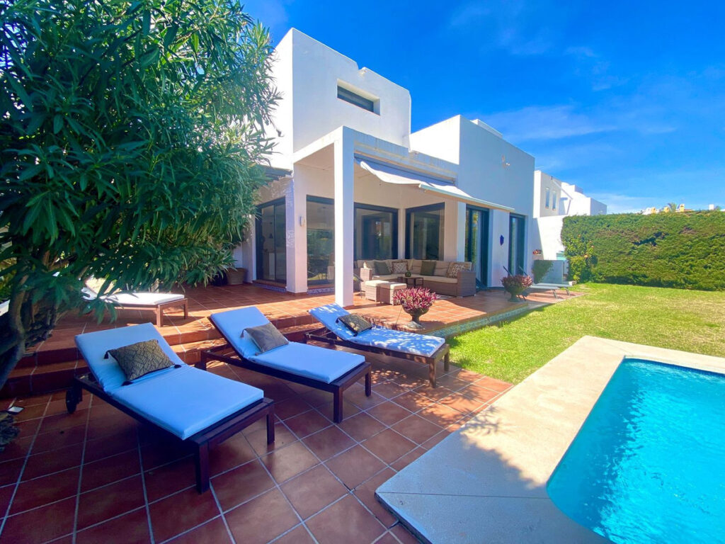 Detached Villa Nueva Andalucía