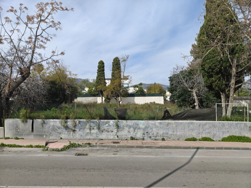 Residential Plot Arroyo de la Miel