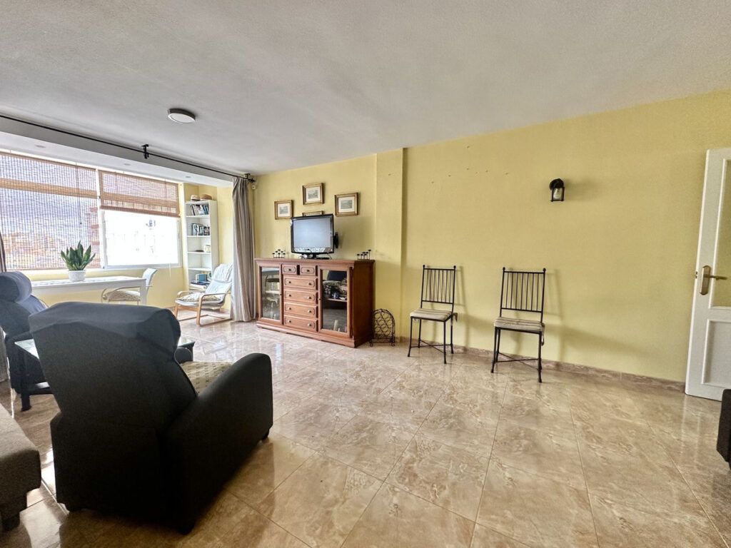 Middle Floor Apartment Los Boliches