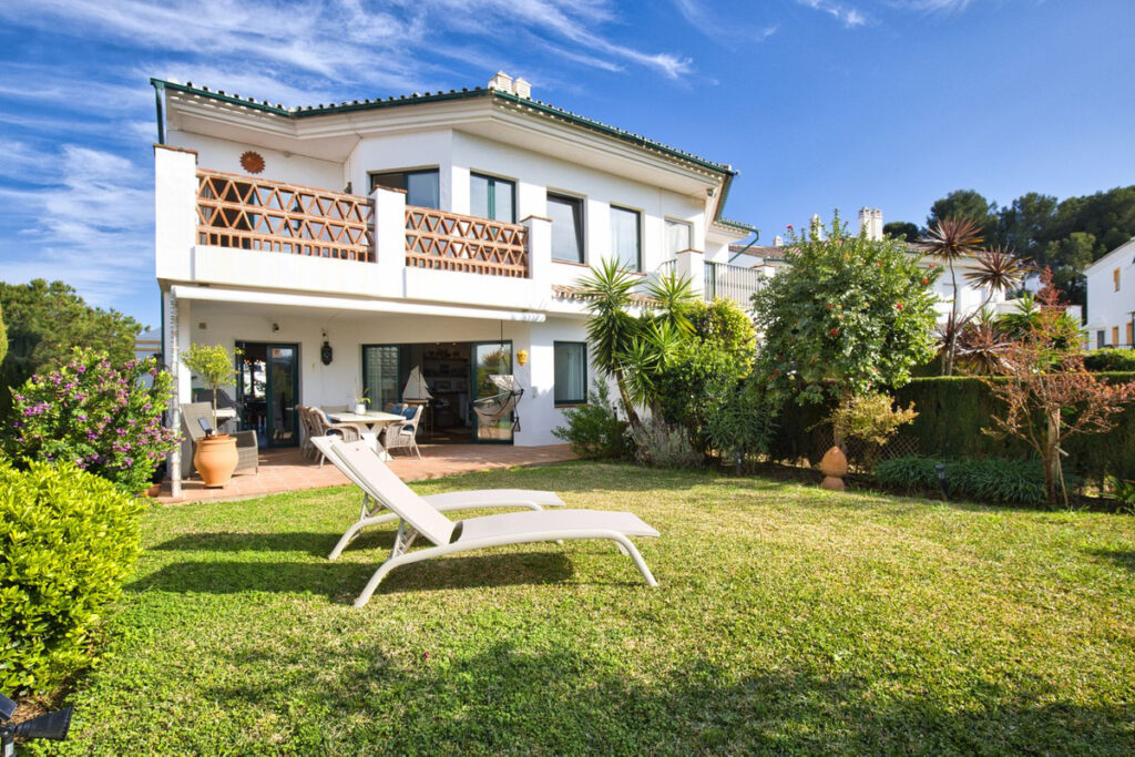 Semi-Detached House Miraflores