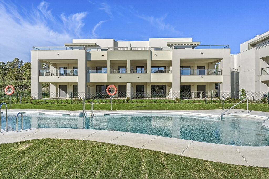 Middle Floor Apartment Casares Playa