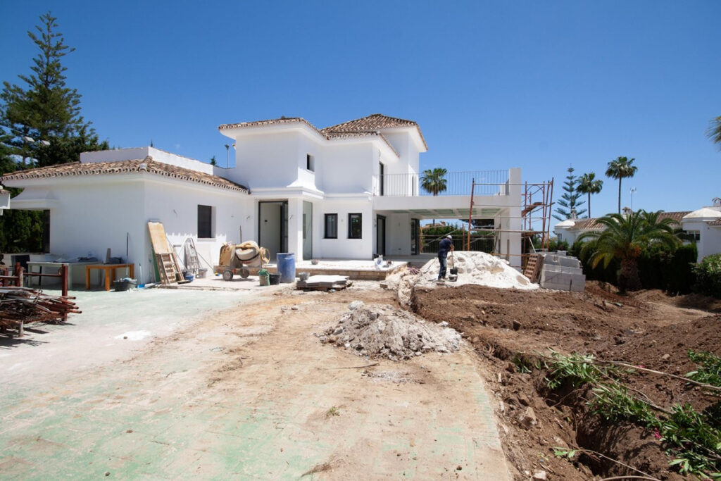 Detached Villa Elviria