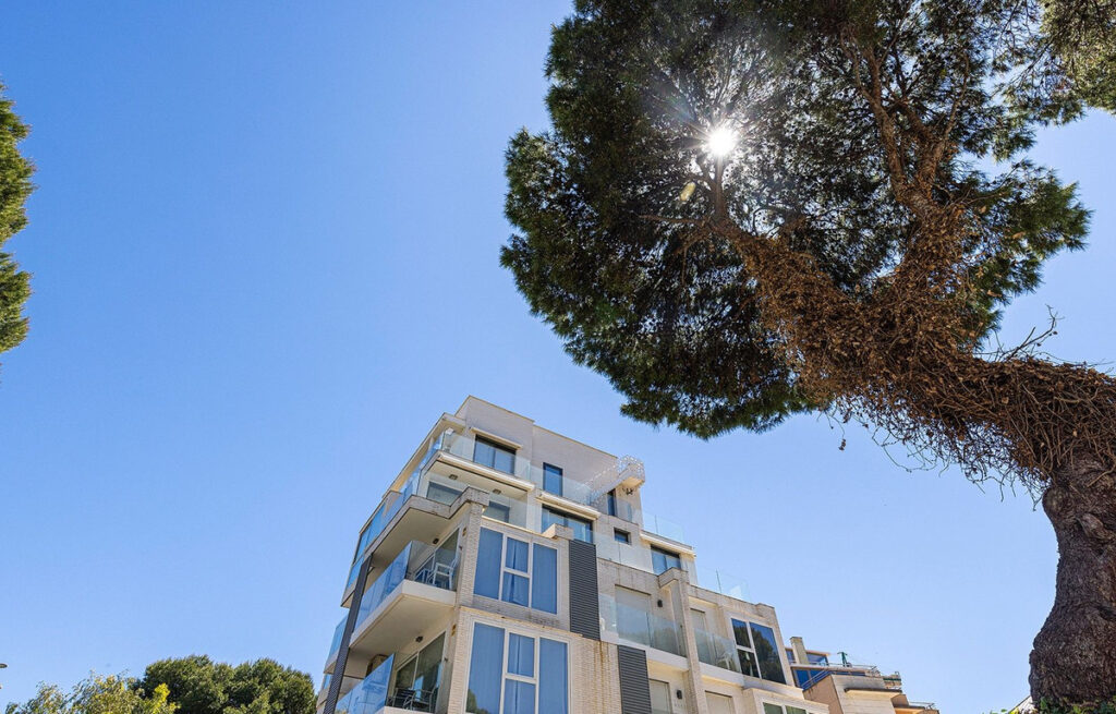 Middle Floor Apartment Benalmadena Costa