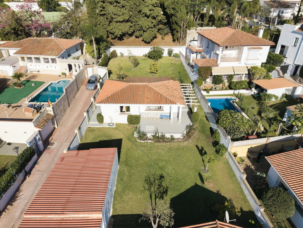 Detached Villa La Campana