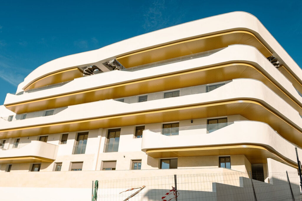 Middle Floor Apartment Estepona