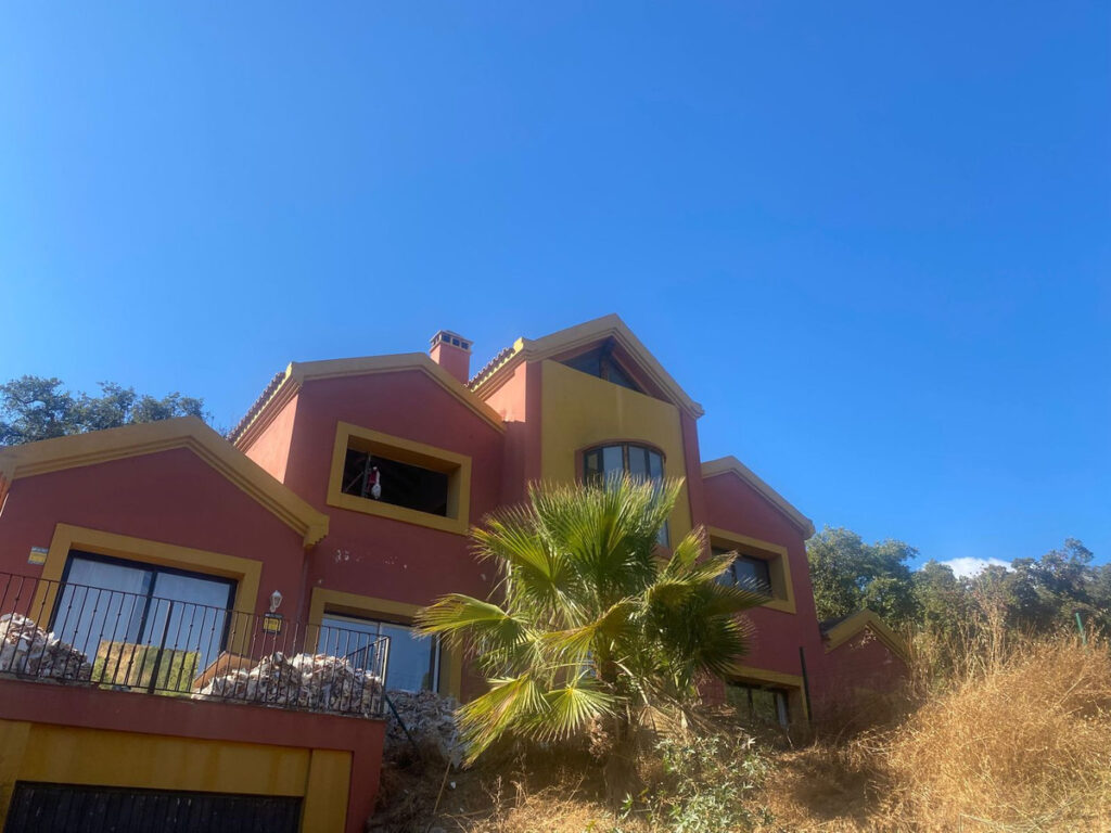 Detached Villa Elviria