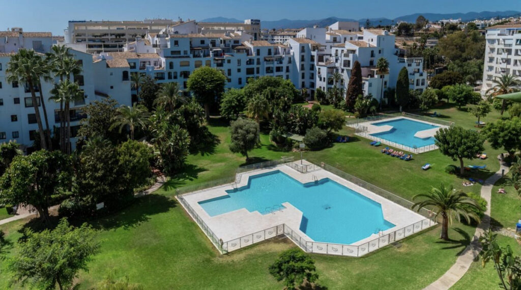 Penthouse Duplex Puerto Banús
