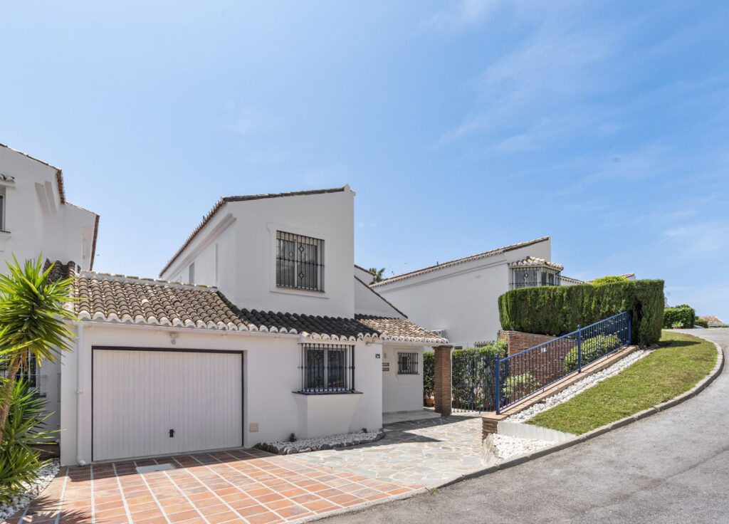 Detached Villa El Chaparral