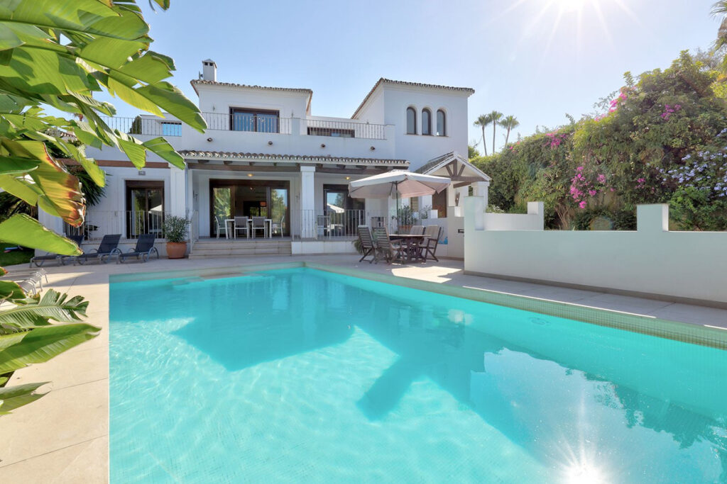 Detached Villa El Rosario