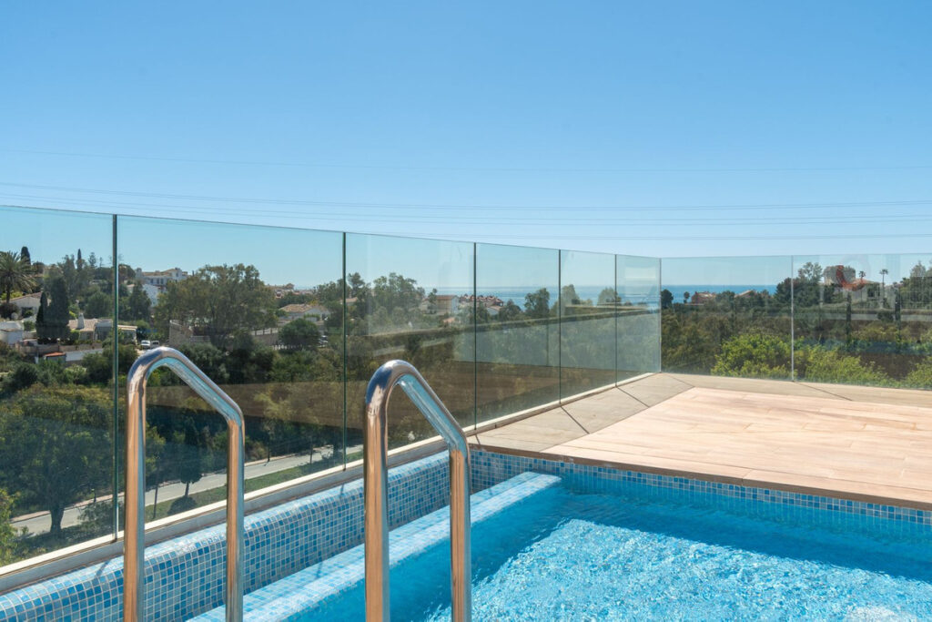 Middle Floor Apartment Fuengirola