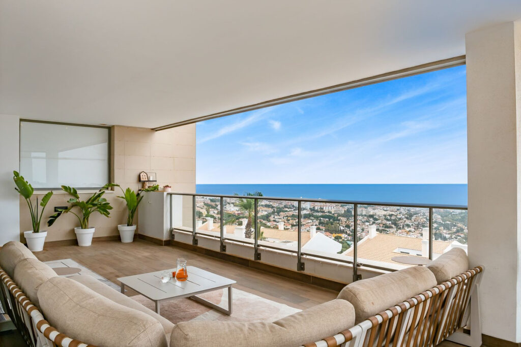 Middle Floor Apartment Benalmadena Costa