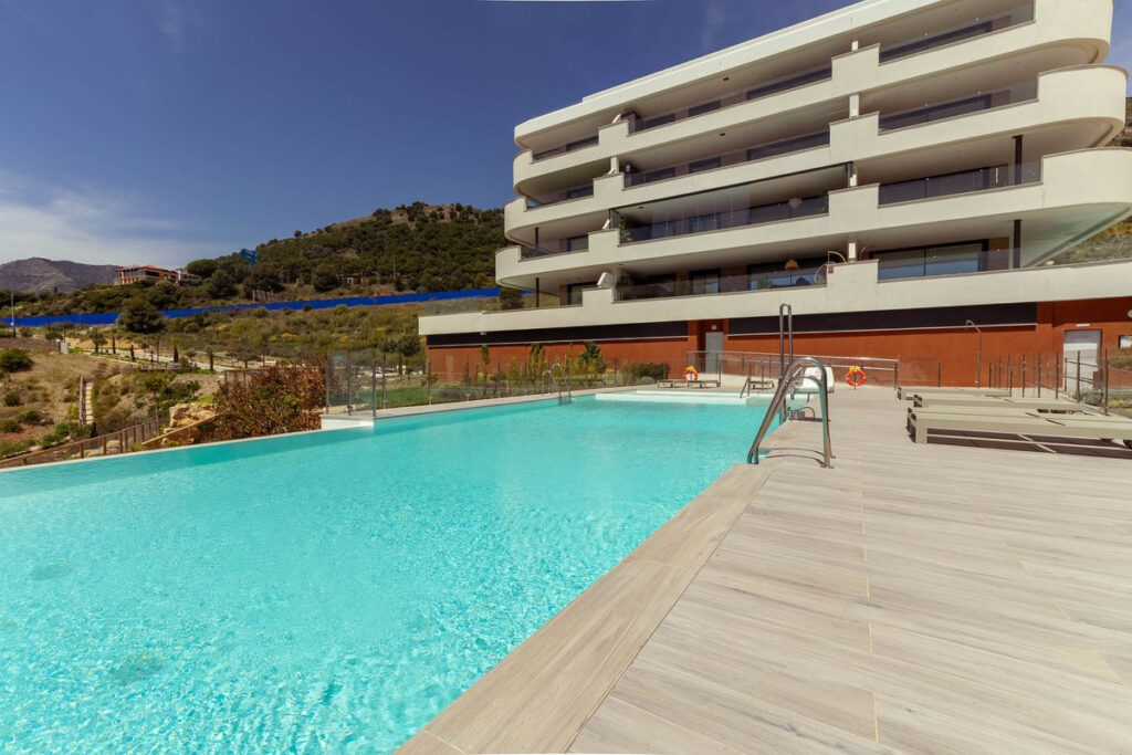Middle Floor Apartment Fuengirola