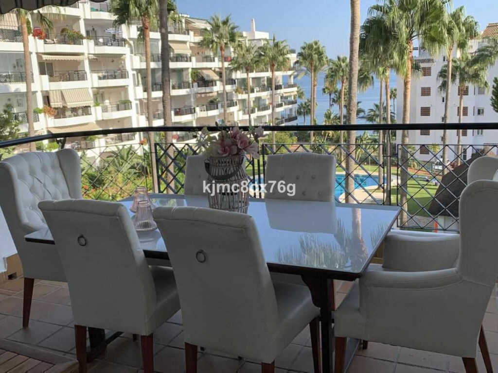 Middle Floor Apartment Calahonda