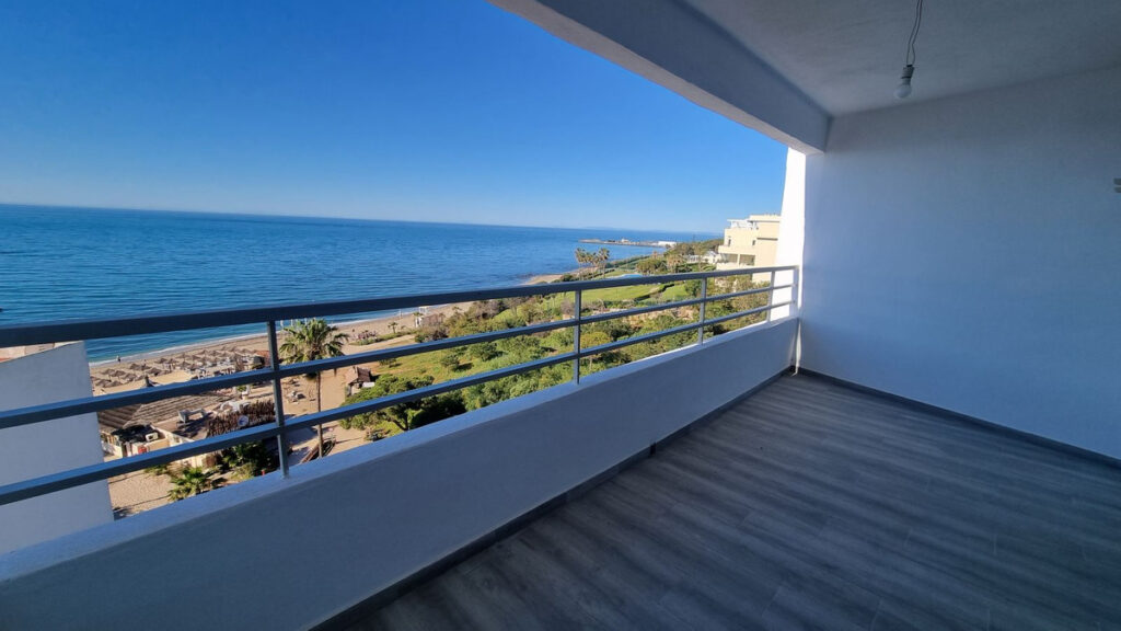 Top Floor Studio Calahonda