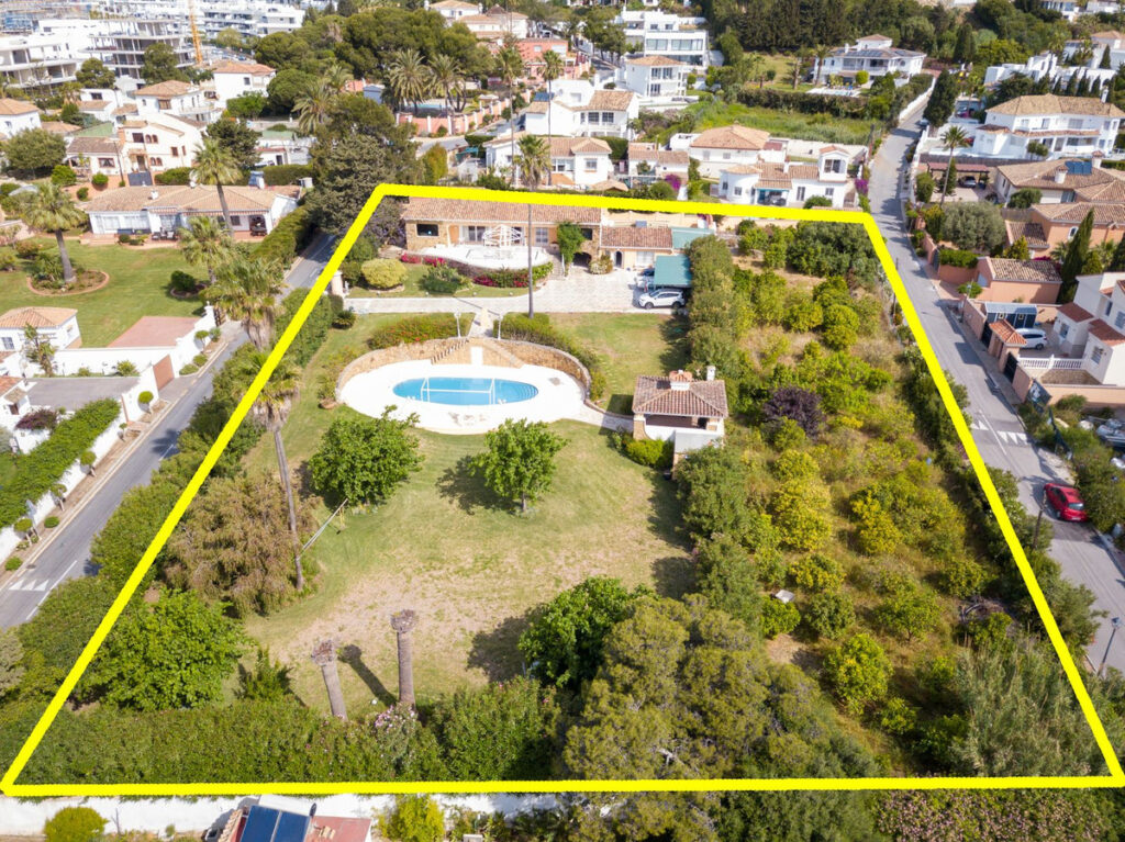 Detached Villa Estepona