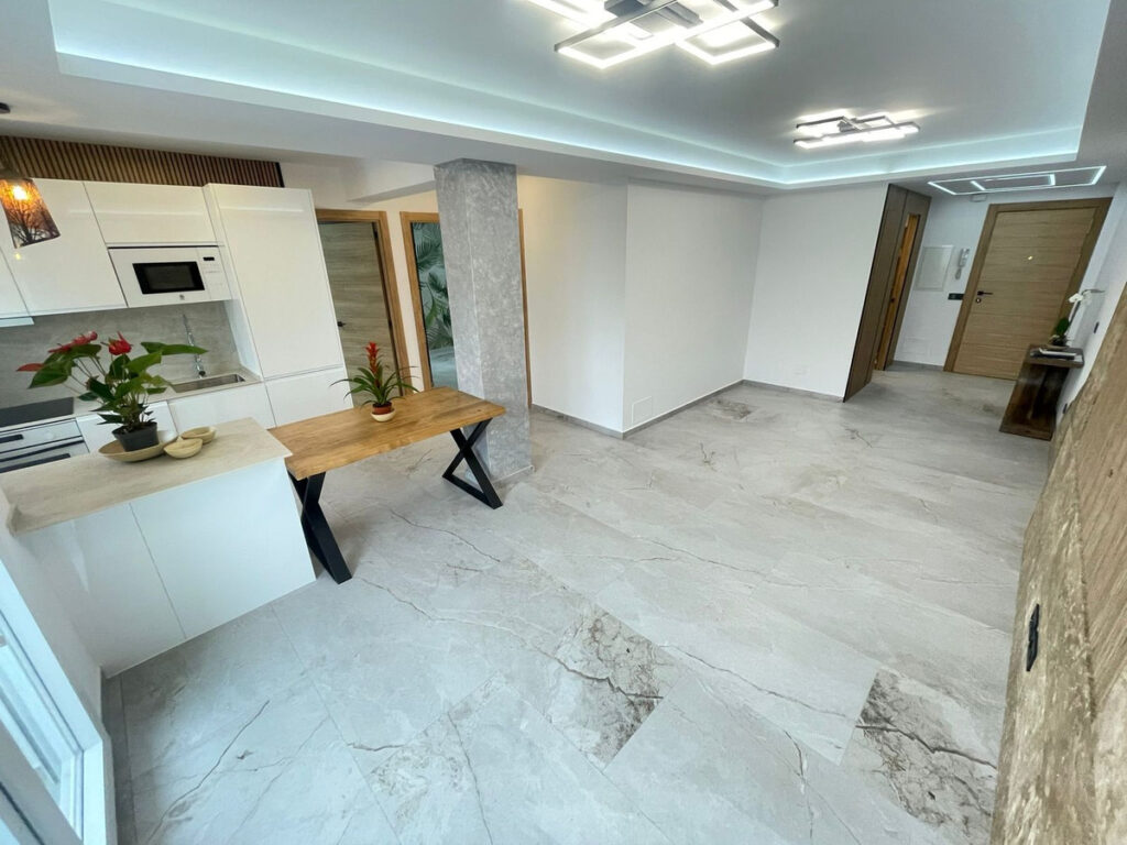 Top Floor Apartment Estepona