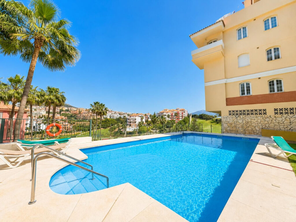 Middle Floor Apartment Riviera del Sol