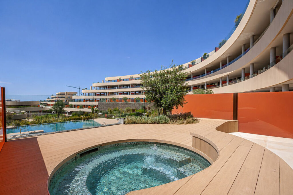 Middle Floor Apartment Higueron