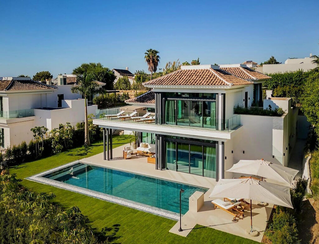 Detached Villa The Golden Mile
