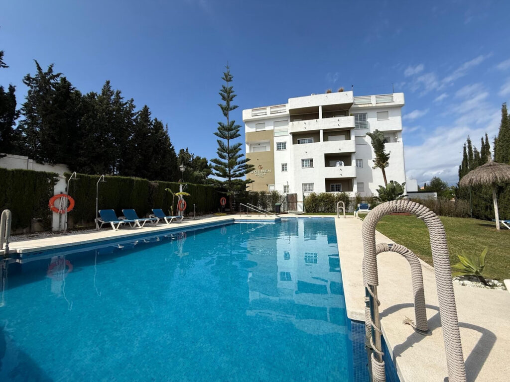 Middle Floor Apartment Nueva Andalucía