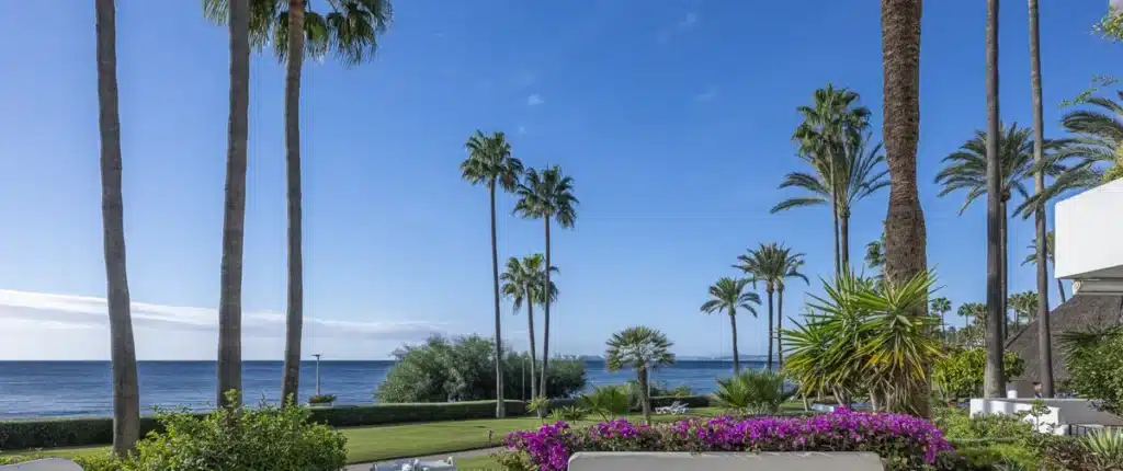 beachfront villa marbella